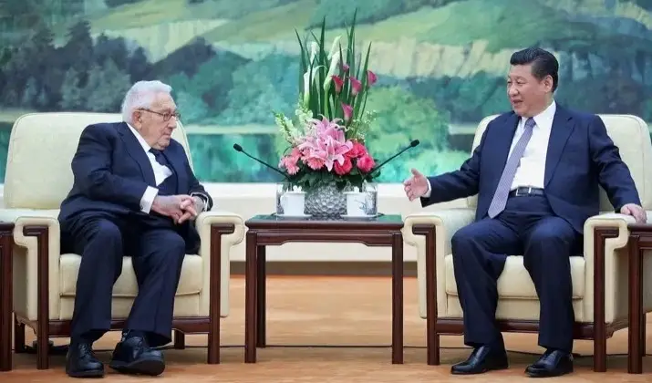 Kissinger Meets Xi