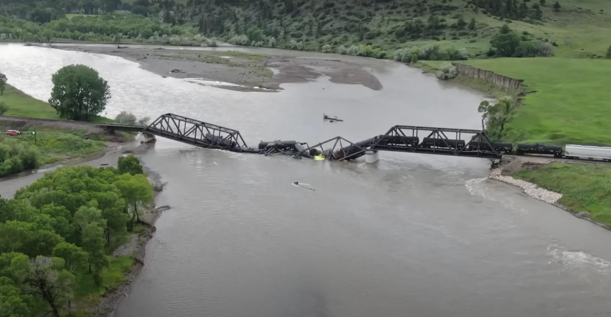 The recent bridge collapse on the Yellowstone River in Montana 2023